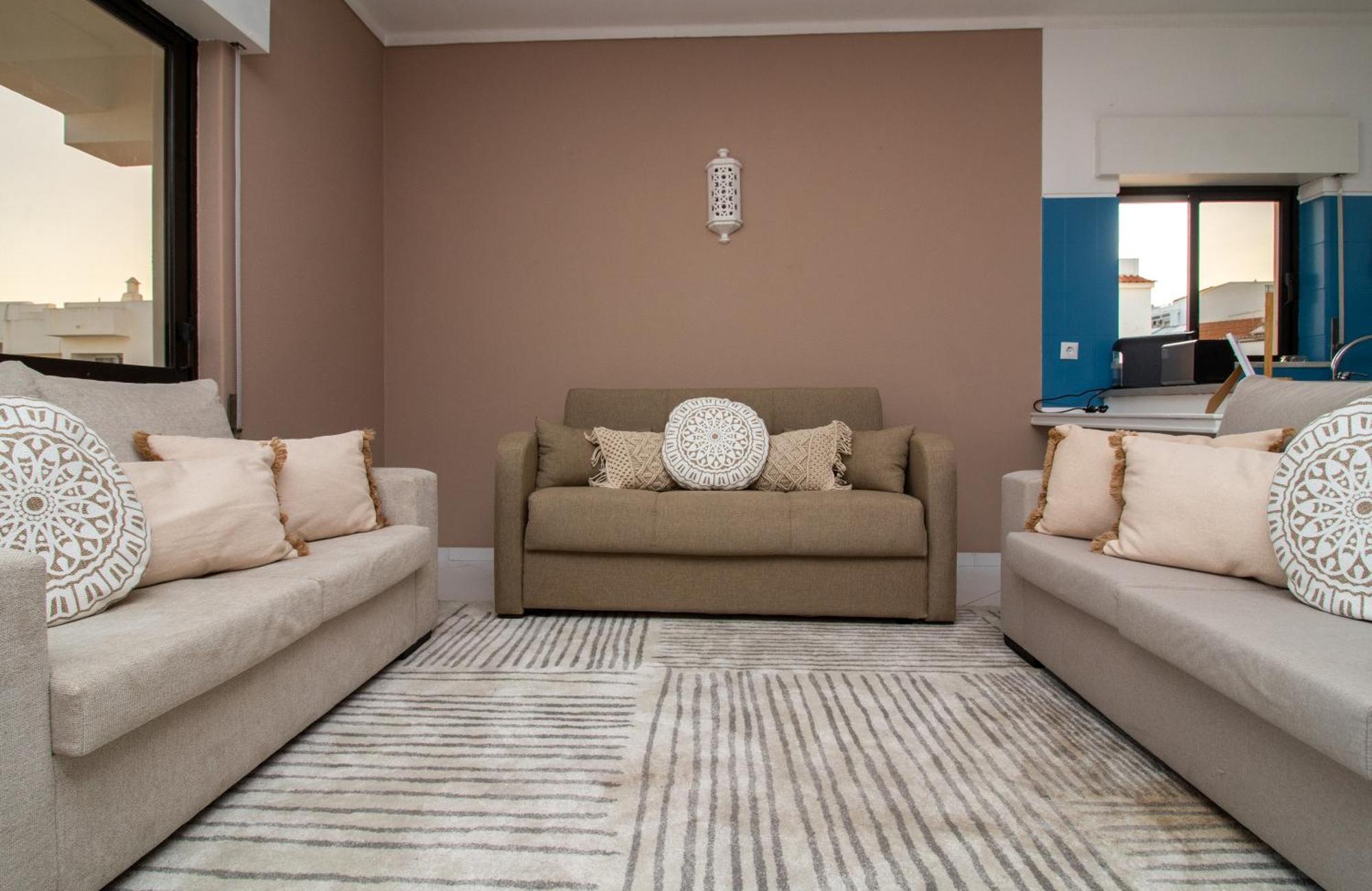 Old Town Apartment Nearthe Beach อัลบูเฟรา ภายนอก รูปภาพ