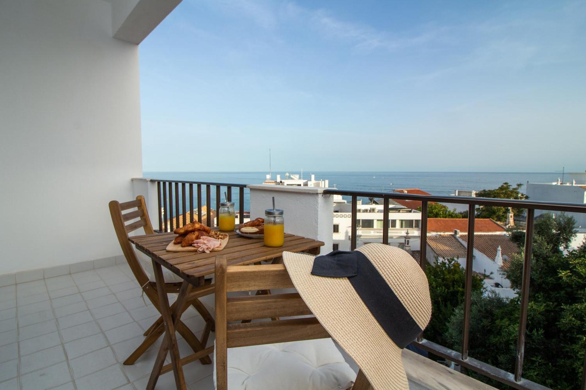 Old Town Apartment Nearthe Beach อัลบูเฟรา ภายนอก รูปภาพ